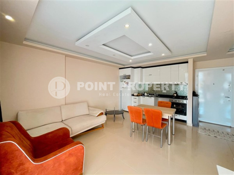 Inexpensive two-room apartment on the 3rd floor of the complex in 2021, Mahmutlar district-id-4435-photo-3
