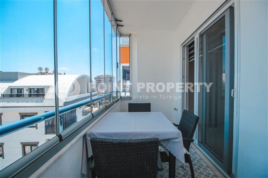 Stylish modern apartment on the 6th floor 600 meters from the beach and promenade.-id-4439-photo-10