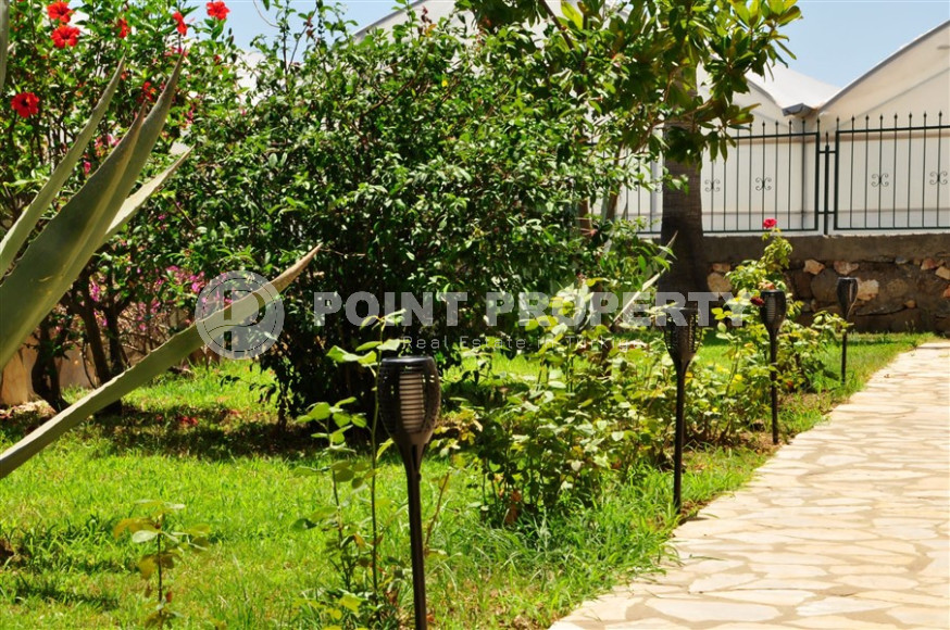 Уютная двухэтажная меблированная вилла с тремя спальнями, 200м² в районе Алании Конаклы.-id-1367-фото-16