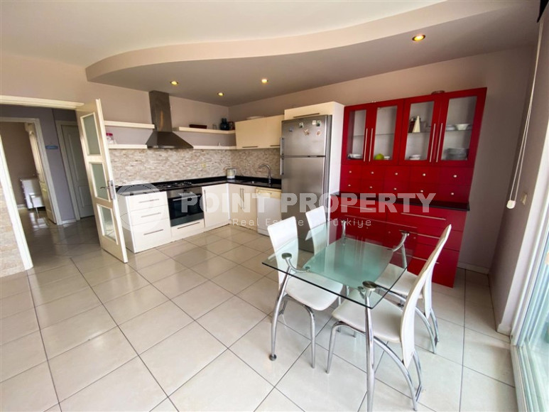 Дуплекс 2+1, 111м² в уютной резиденции в районе Алании Конаклы, в 200м от моря-id-1368-фото-3