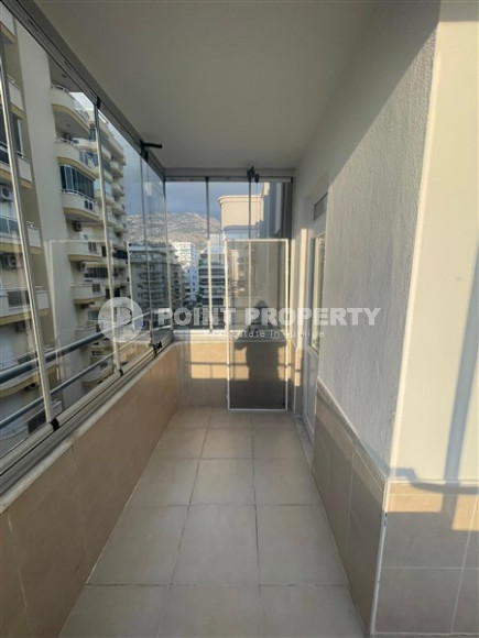 Charming four-room apartment with furniture on the 2nd floor of the complex, Mahmutlar district-id-4448-photo-6