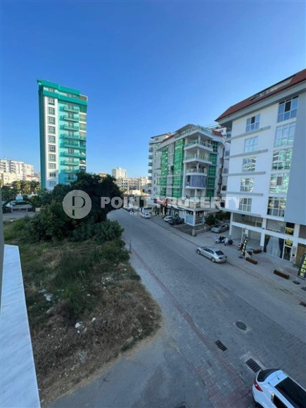 Cozy apartment with an area of 120 m2 in the Mahmutlar area. Sold unfurnished.-id-4449-photo-9