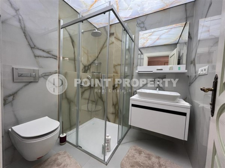 Three-room apartment with furniture on the 10th floor of a high-rise building in the Mahmutlar area-id-4450-photo-9