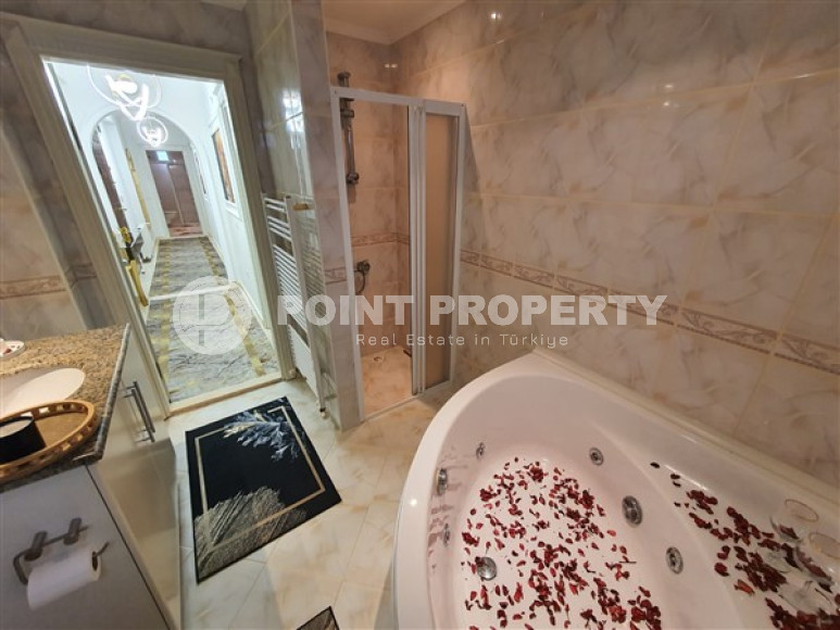 Красивая вместительная квартира 2+1 на 2 этаже дома с бассейном, район Джикджилли-id-4452-фото-9