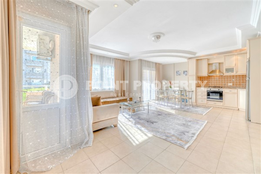 Светлая квартира с большой жилой площадью 110 м2 в центре Аланьи-id-4457-фото-4