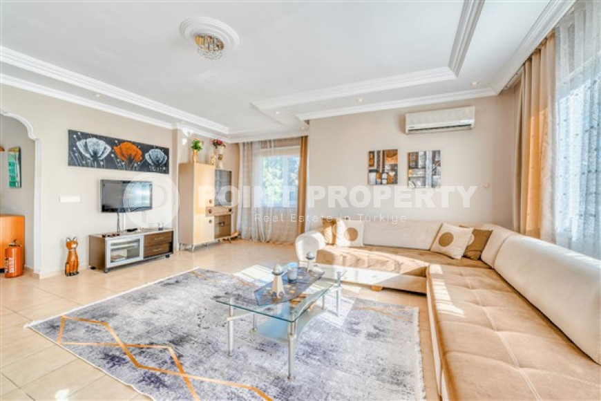 Светлая квартира с большой жилой площадью 110 м2 в центре Аланьи-id-4457-фото-6