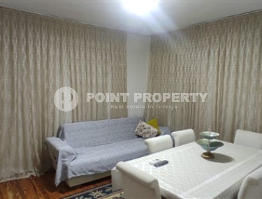 Небольшая квартира 1+1 на 2-м этаже в доме 2000 года постройки в самом центре Аланьи.-id-4460-фото-2