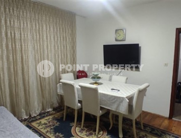 Небольшая квартира 1+1 на 2-м этаже в доме 2000 года постройки в самом центре Аланьи.-id-4460-фото-3