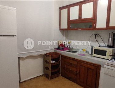 Небольшая квартира 1+1 на 2-м этаже в доме 2000 года постройки в самом центре Аланьи.-id-4460-фото-4