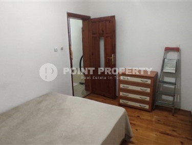 Небольшая квартира 1+1 на 2-м этаже в доме 2000 года постройки в самом центре Аланьи.-id-4460-фото-5