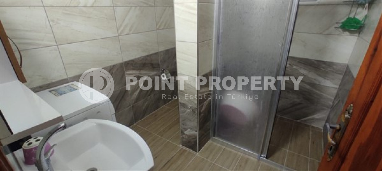 Небольшая квартира 1+1 на 2-м этаже в доме 2000 года постройки в самом центре Аланьи.-id-4460-фото-7