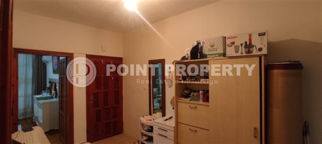 Бюджетная квартира 1+1 в центре Аланьи и в 150 метрах от пляжа Клеопатры.-id-4461-фото-3