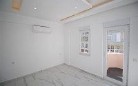 Large bright apartment with three bedrooms in the center of Alanya and 500 meters from the sea.-id-4463-photo-5