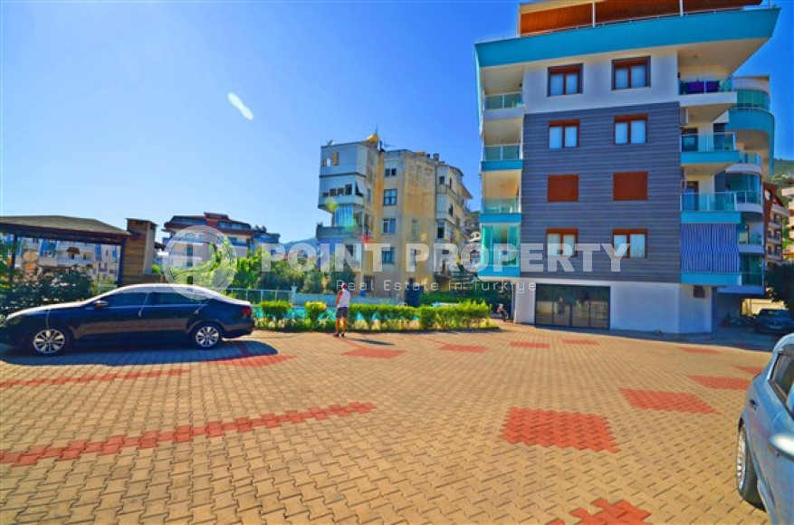 Comfortable, bright 3+1 apartment two and a half kilometers from the sea in the elite area of Alanya - Hasbahce.-id-4469-photo-11