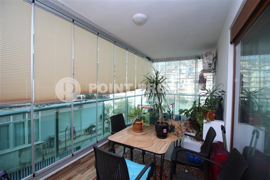 Comfortable, bright 3+1 apartment two and a half kilometers from the sea in the elite area of Alanya - Hasbahce.-id-4469-photo-12