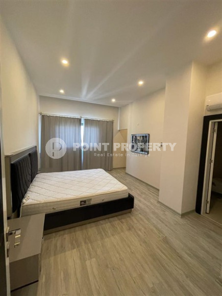 Spacious five-room duplex apartment 250 m2 in Mahmutlar area-id-4475-photo-4