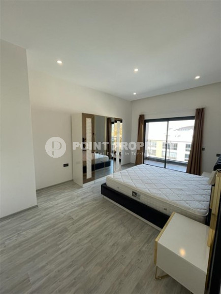 Spacious five-room duplex apartment 250 m2 in Mahmutlar area-id-4475-photo-6