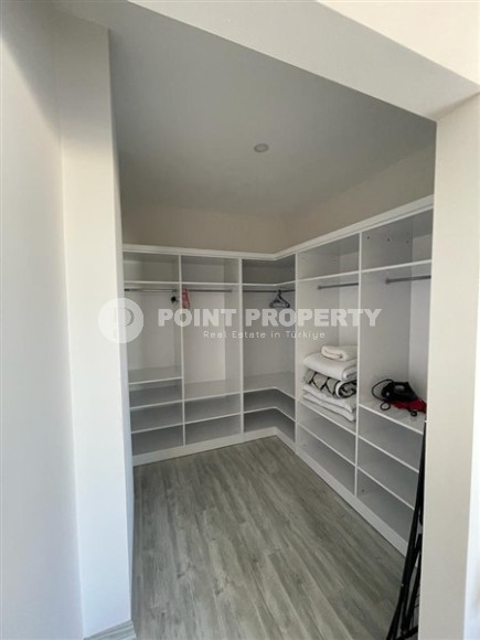 Spacious five-room duplex apartment 250 m2 in Mahmutlar area-id-4475-photo-8