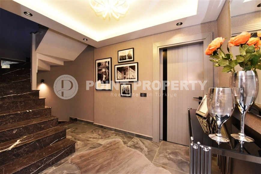 Элитная трехэтажная вилла 4+1, 300м², с личным бассейном, в горах района Алании - Каргыджак-id-1370-фото-12