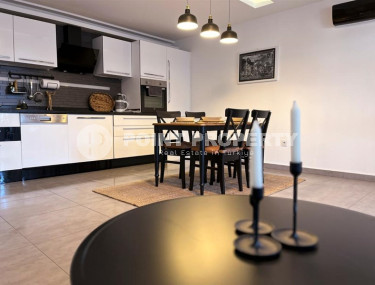 Стильная современная квартира 2+1, общей площадью 110 м2, в нескольких минутах ходьбы от моря и центра района Оба.-id-4477-фото-1