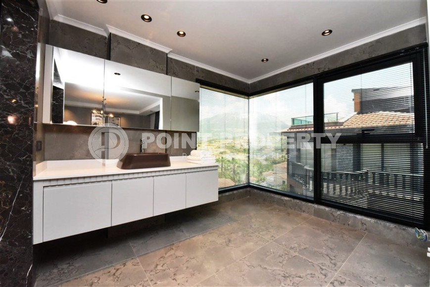 Элитная трехэтажная вилла 4+1, 300м², с личным бассейном, в горах района Алании - Каргыджак-id-1370-фото-15