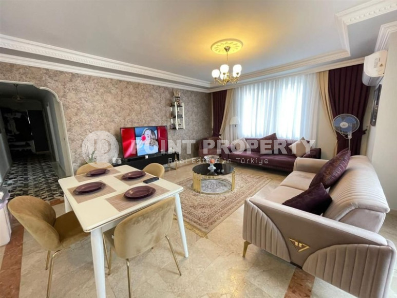 Panoramic apartment 3+1 on the 10th floor in the center of Mahmutlar.-id-4478-photo-2