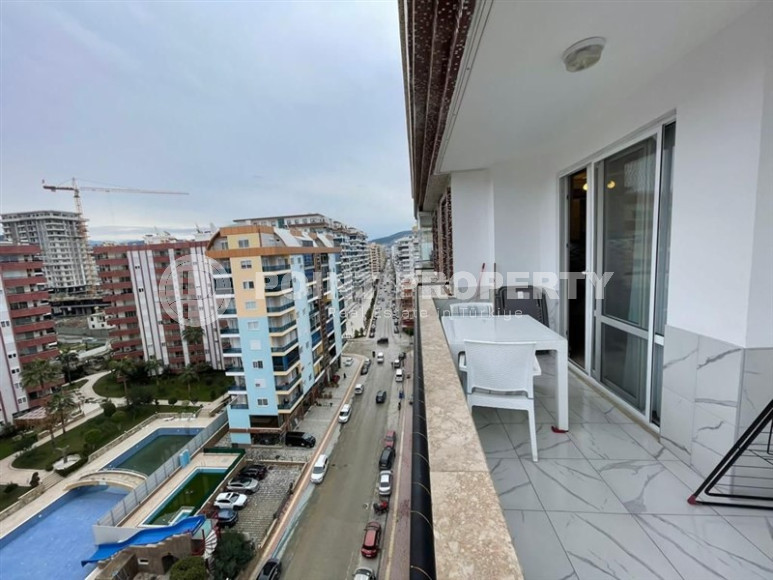 Panoramic apartment 3+1 on the 10th floor in the center of Mahmutlar.-id-4478-photo-15