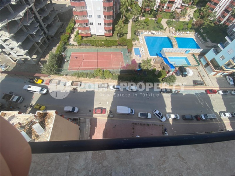 Panoramic apartment 3+1 on the 10th floor in the center of Mahmutlar.-id-4478-photo-27