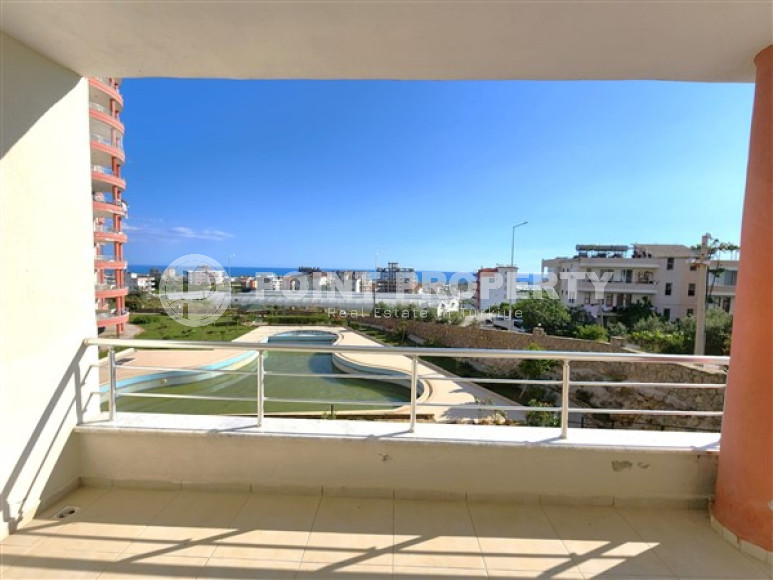 Вместительная квартира 120 м2 с двумя просторными балконами, район Паяллар-id-4484-фото-9