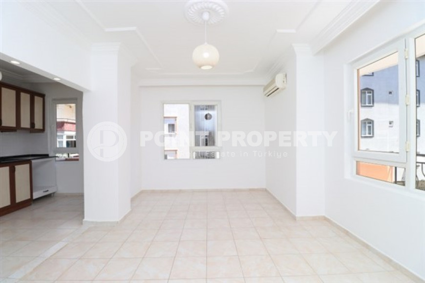 Трёхкомнатные апартаменты 2+1 с хорошим ремонтом на 2 этаже дома, центр Аланьи-id-4485-фото-7