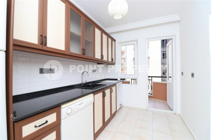 Трёхкомнатные апартаменты 2+1 с хорошим ремонтом на 2 этаже дома, центр Аланьи-id-4485-фото-9