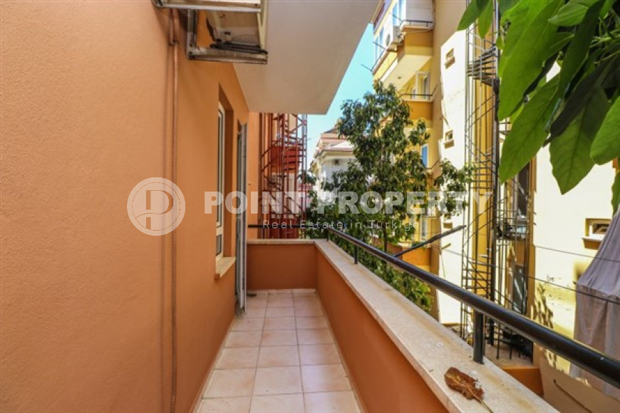 Трёхкомнатные апартаменты 2+1 с хорошим ремонтом на 2 этаже дома, центр Аланьи-id-4485-фото-18