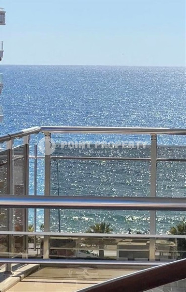 Spacious penthouse with an area of 200 m2 and three balconies in the Mahmutlar area-id-4487-photo-2