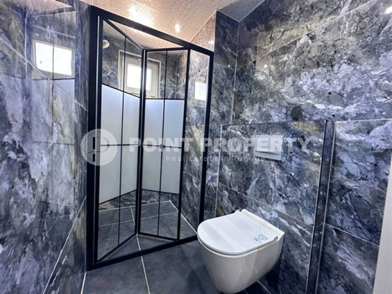 Spacious penthouse with an area of 200 m2 and three balconies in the Mahmutlar area-id-4487-photo-9