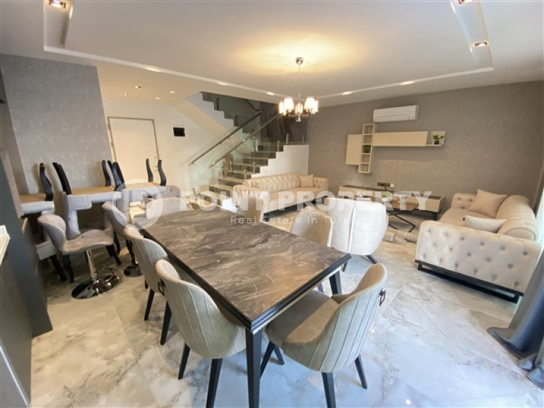 New two-level apartment with a pleasant, bright interior, furniture and household appliances, 250 meters from the sea.-id-4493-photo-2