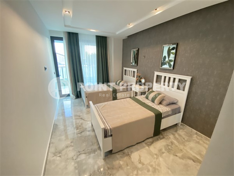 New two-level apartment with a pleasant, bright interior, furniture and household appliances, 250 meters from the sea.-id-4493-photo-5