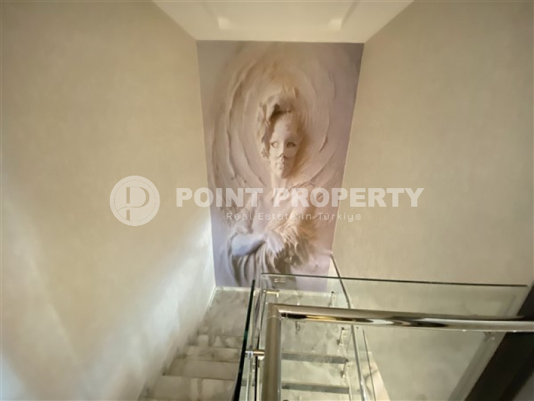 New two-level apartment with a pleasant, bright interior, furniture and household appliances, 250 meters from the sea.-id-4493-photo-6