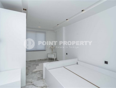 Стильные двухуровневые апартаменты с выходом к бассейну в комфортабельном жилом комплексе, введенном в эксплуатацию в 2022 году.-id-4494-фото-5