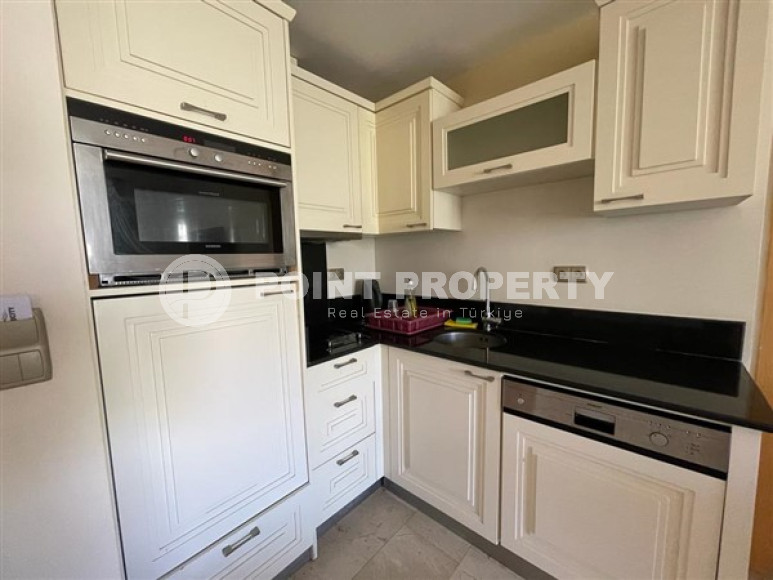 Panoramic apartment on the 11th floor in a comfortable residential complex with the most developed infrastructure.-id-4496-photo-4