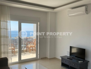 Spacious 1+1 apartment with furniture and household appliances 50 meters from the beach and promenade.-id-4501-photo-2