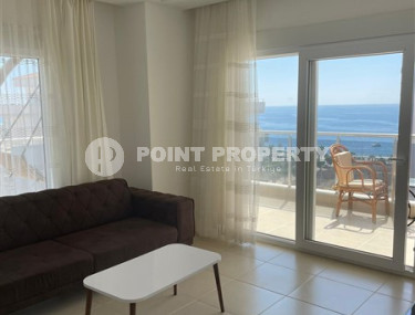 Spacious 1+1 apartment with furniture and household appliances 50 meters from the beach and promenade.-id-4501-photo-3