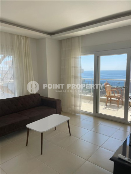 Spacious 1+1 apartment with furniture and household appliances 50 meters from the beach and promenade.-id-4501-photo-3