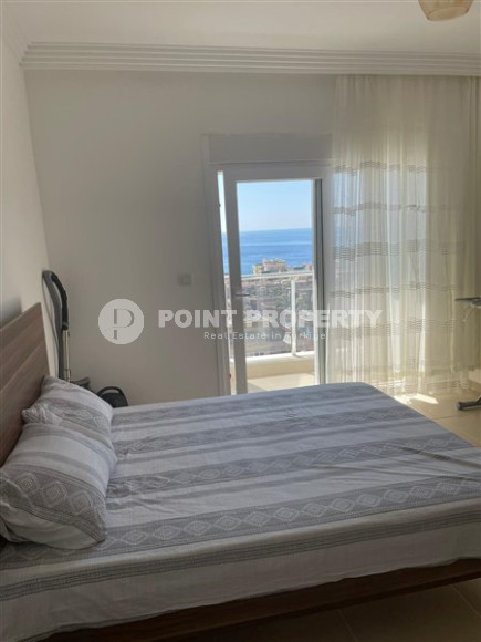 Spacious 1+1 apartment with furniture and household appliances 50 meters from the beach and promenade.-id-4501-photo-4