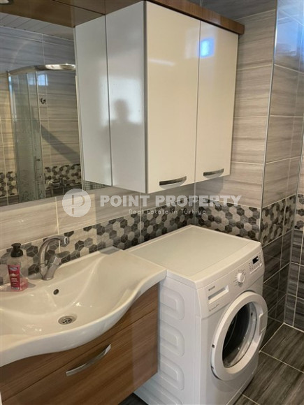 Spacious 1+1 apartment with furniture and household appliances 50 meters from the beach and promenade.-id-4501-photo-6