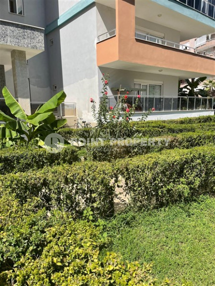 Spacious 1+1 apartment with furniture and household appliances 50 meters from the beach and promenade.-id-4501-photo-13