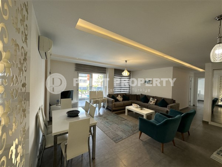 Великолепная трёхкомнатная квартира с двумя балконами и мебелью, район Оба-id-4508-фото-6