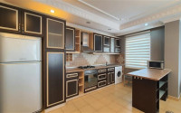 Spacious comfortable apartment in the very center of Alanya. Living area 100 m2.-id-4509-photo-4