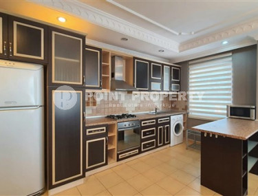 Spacious comfortable apartment in the very center of Alanya. Living area 100 m2.-id-4509-photo-4