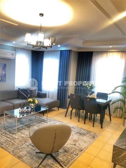 Spacious comfortable apartment in the very center of Alanya. Living area 100 m2.-id-4509-photo-2