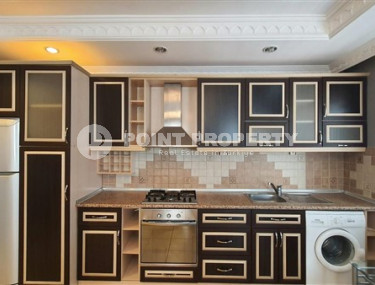 Spacious comfortable apartment in the very center of Alanya. Living area 100 m2.-id-4509-photo-5